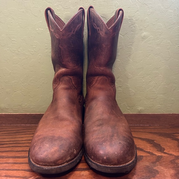 Men’s Ariat boots - Picture 3 of 7